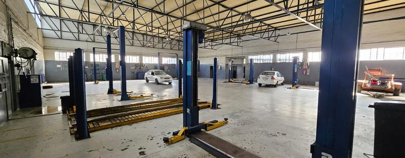 To Let Commercial Property for Rent in Worcester Western Cape
